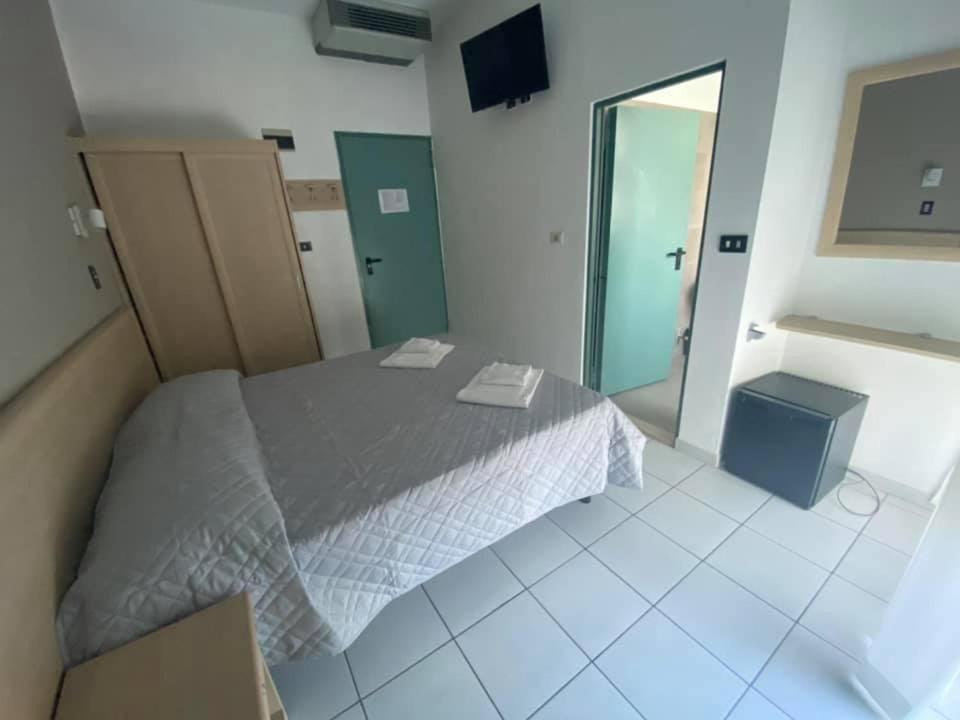 Hotel Rex Lido Di Savio Kültér fotó